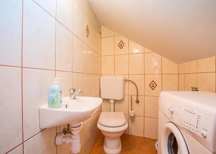 Jolie Amazing Stone By Interhome Jesenice